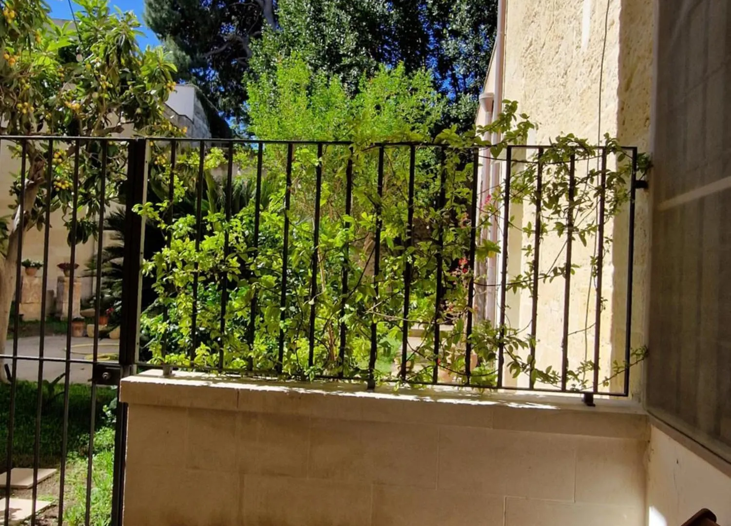Apartment Al Centro Di Lecce Appartamento Le Due Rose-Con Patio Privato