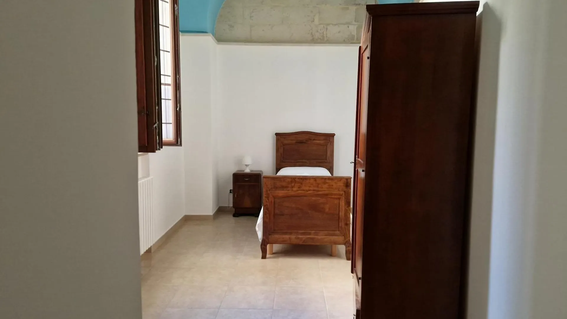 Al Centro Di Lecce Appartamento Le Due Rose-Con Patio Privato 0*,