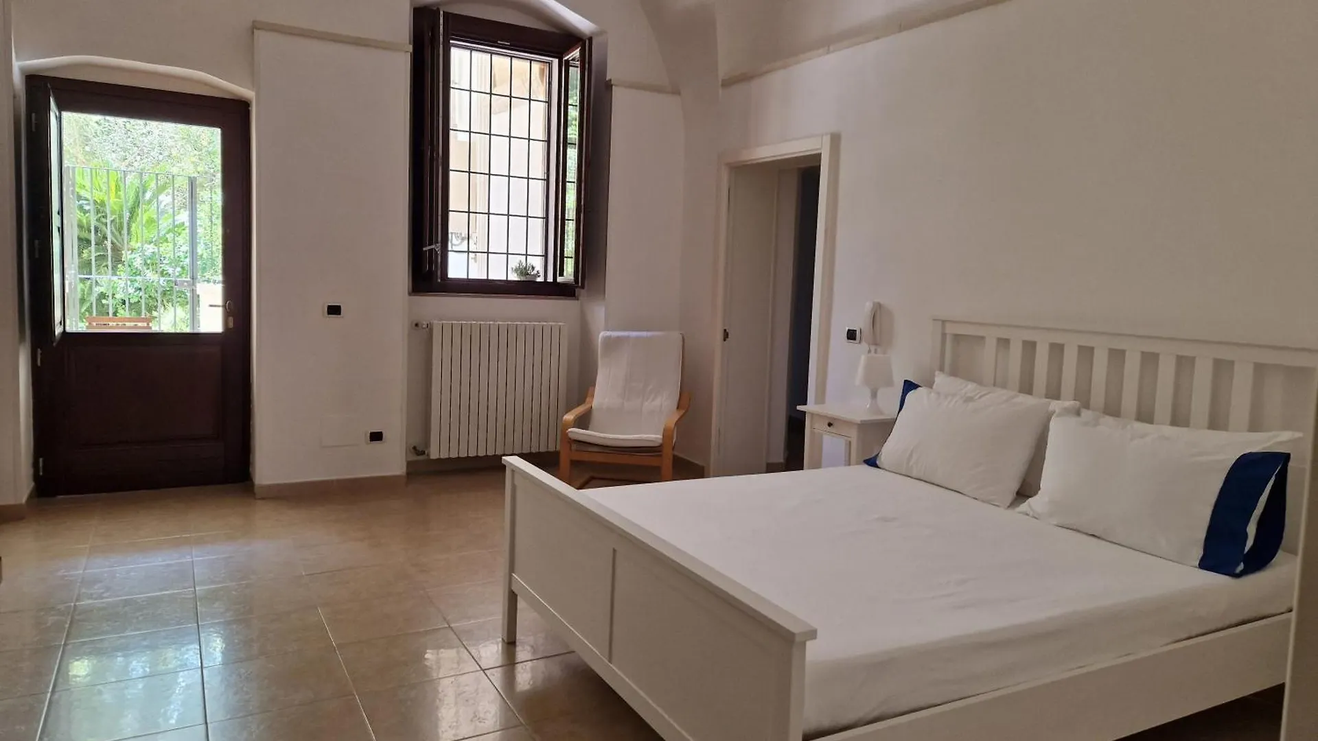 Al Centro Di Lecce Appartamento Le Due Rose-Con Patio Privato